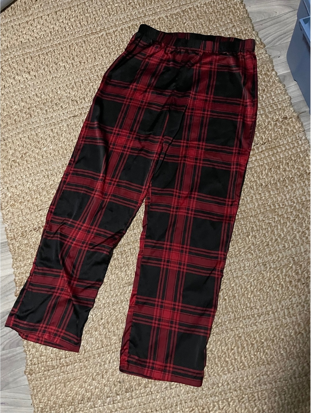 House of Harlow 1960 Red & Black Plaid Pajama Pants